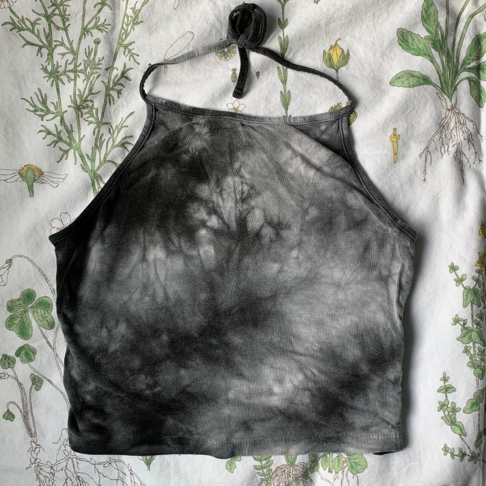 Brandy Melville cropped halter top